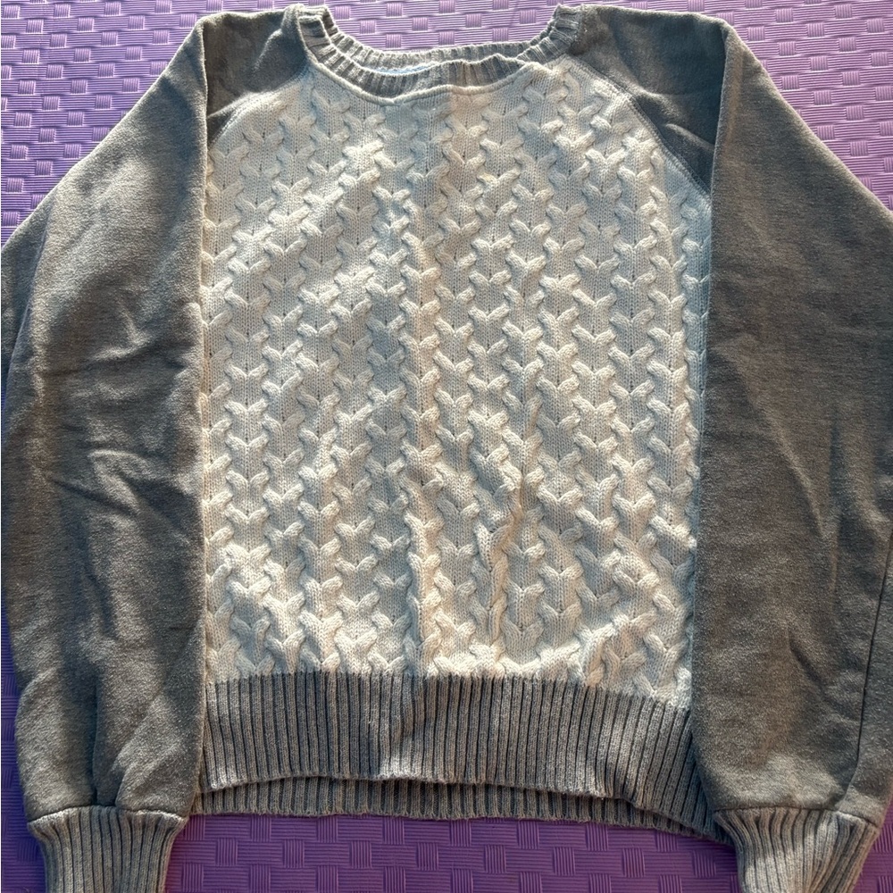 Sean John Two-Tone Gray and Cream Sweater